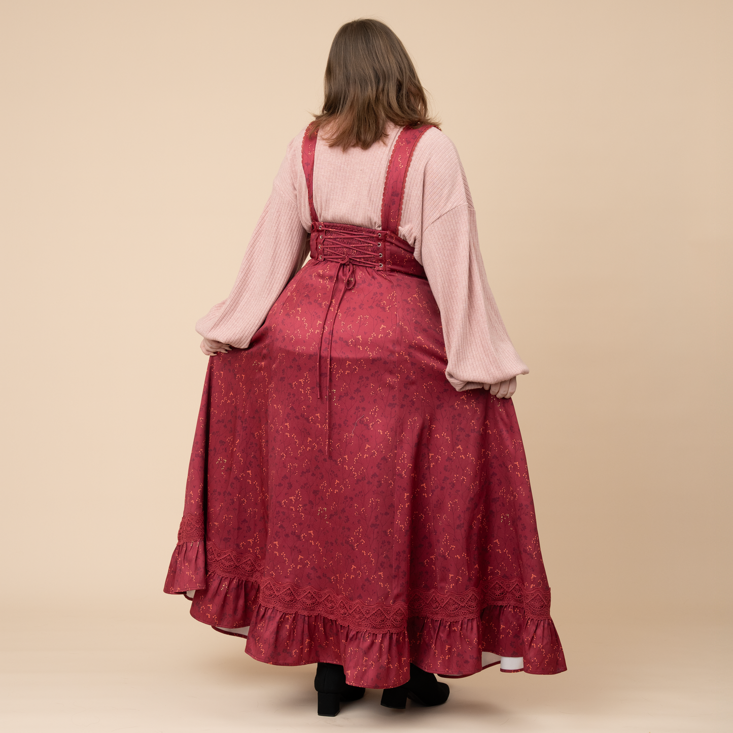 Cottage Jumperskirt in Wine