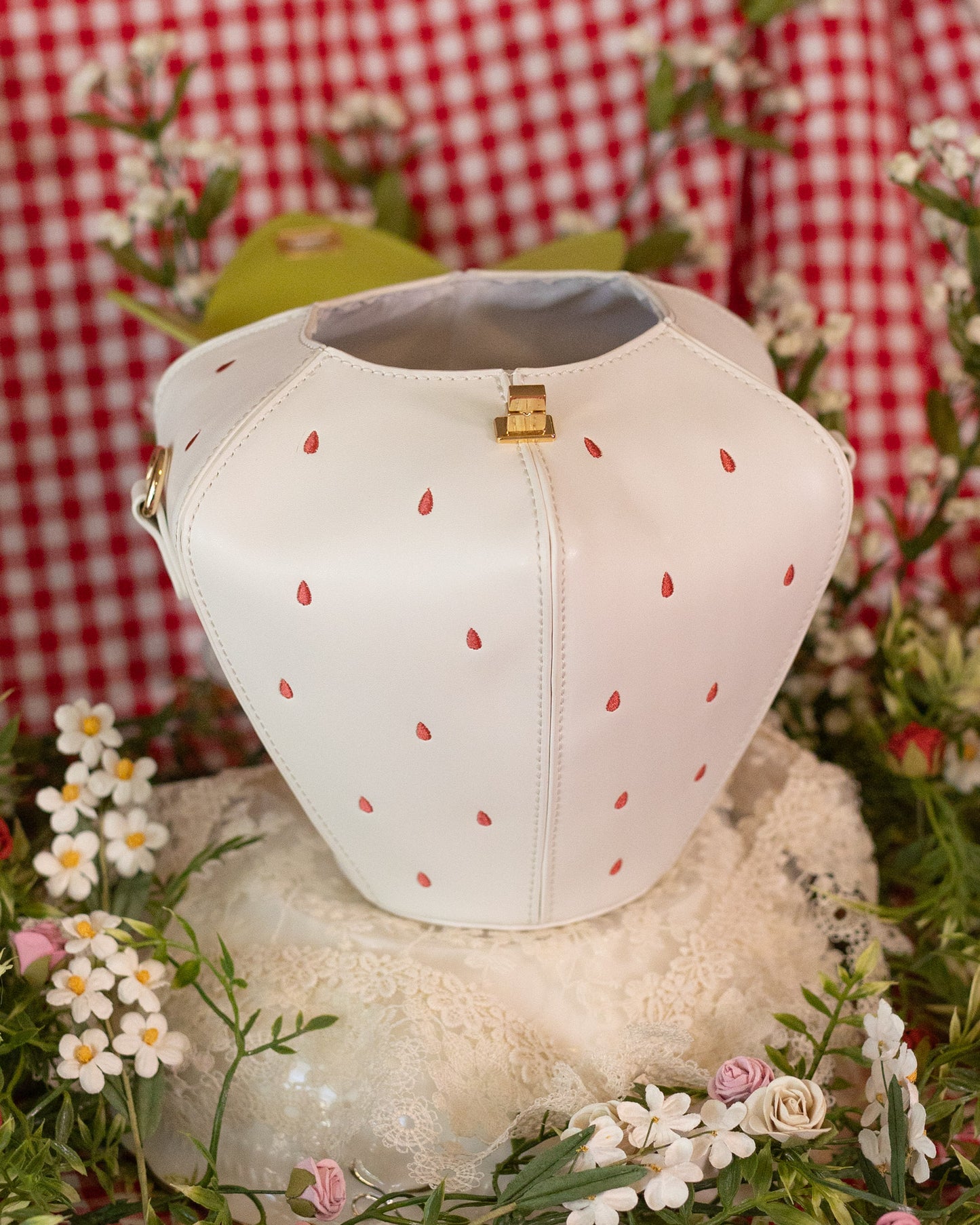 Strawberry Bag by Nina Fresa (Pre-Order)