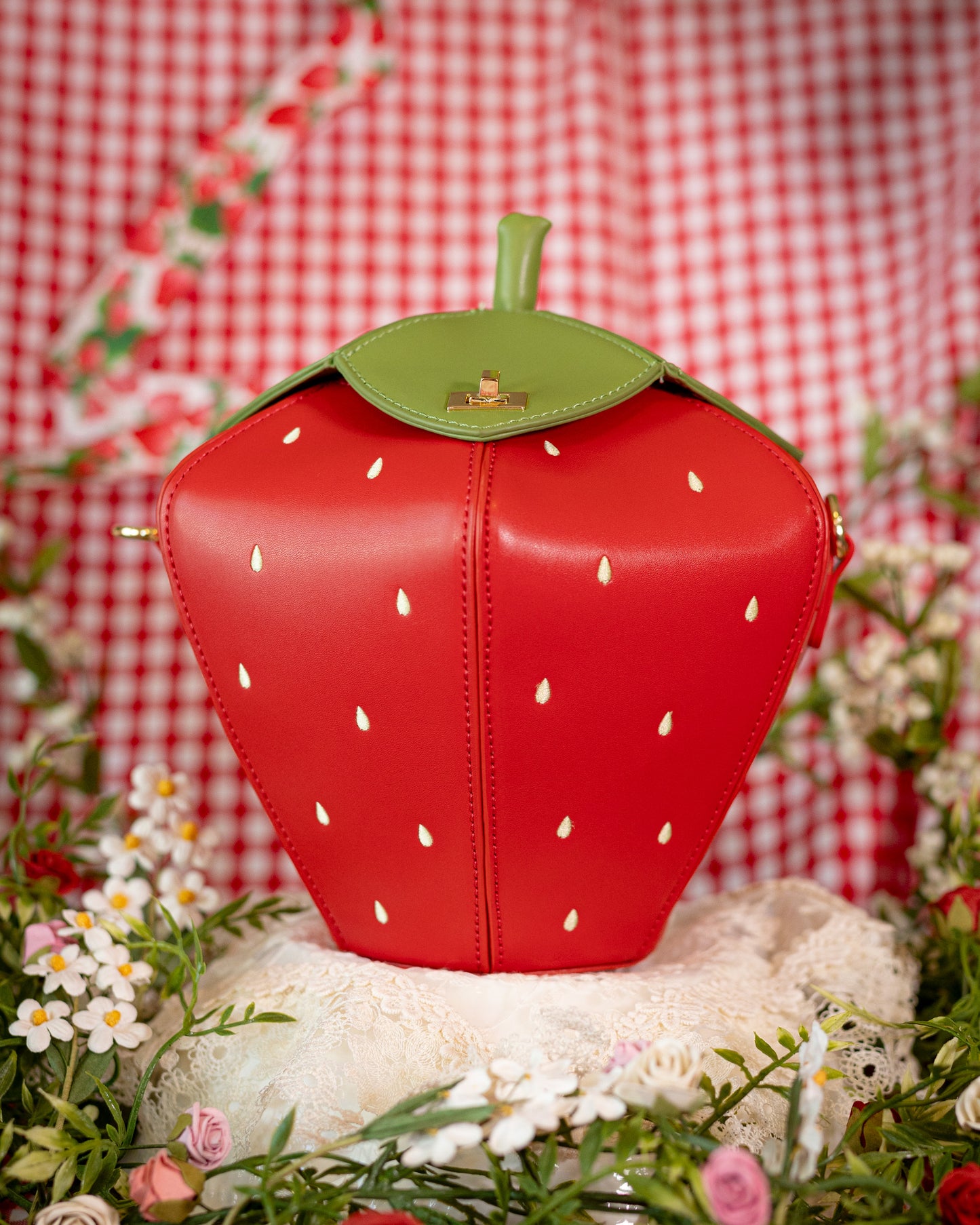 Strawberry Bag by Nina Fresa (Pre-Order)