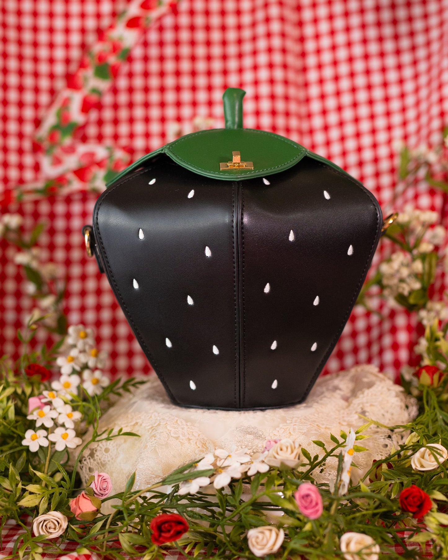 Strawberry Bag by Nina Fresa (Pre-Order)