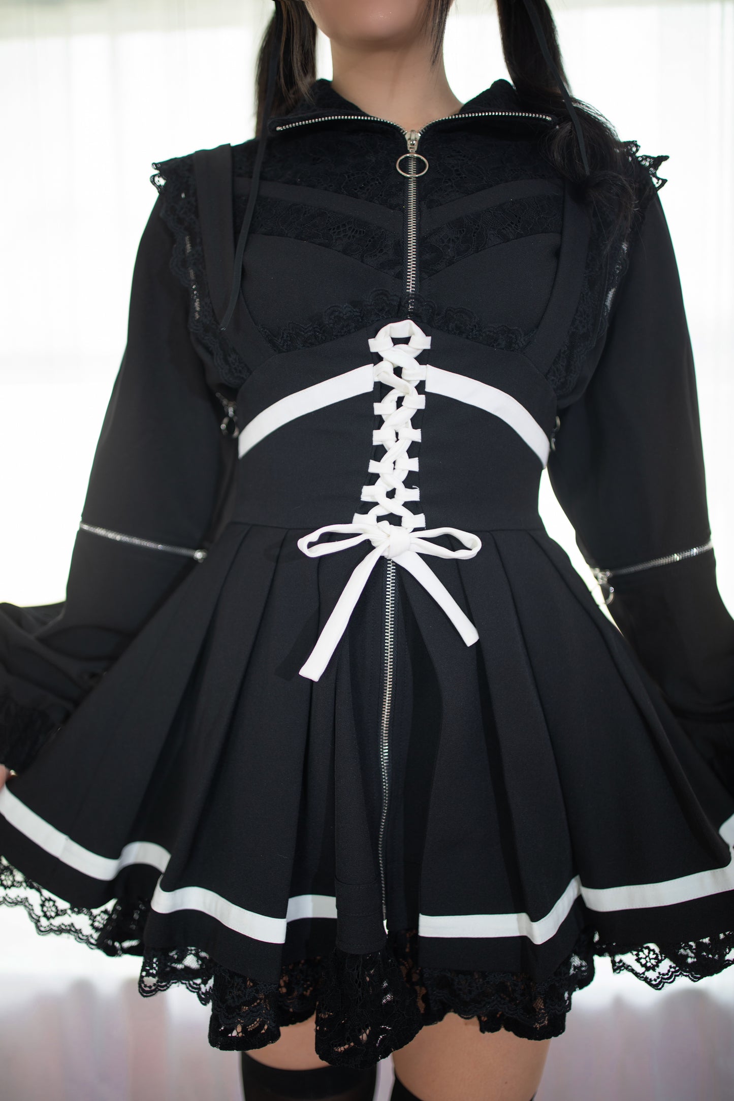 (Pre-Order) Lacebound Maid Overlay Skirt + Apron