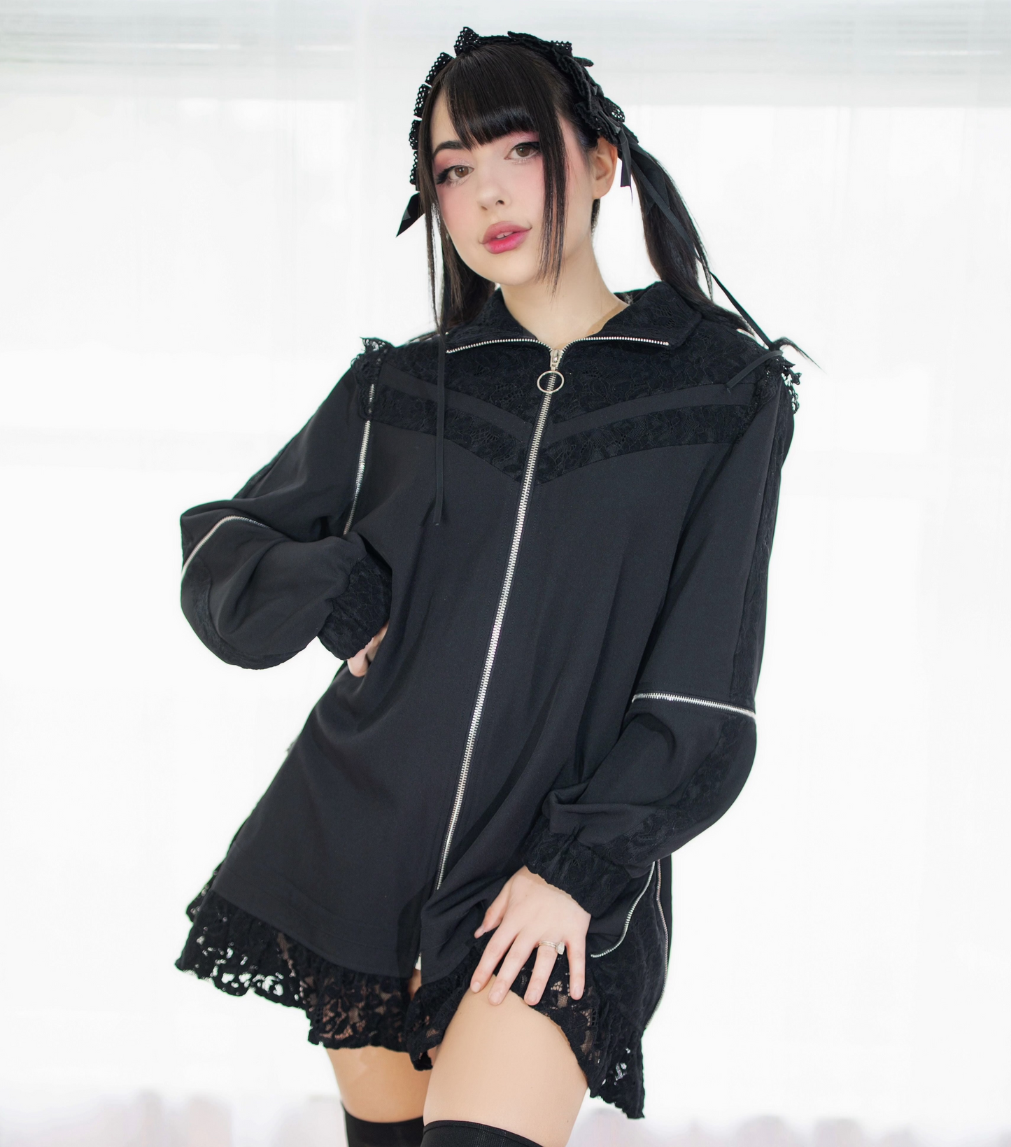 (Pre-Order) Lacebound Jacket