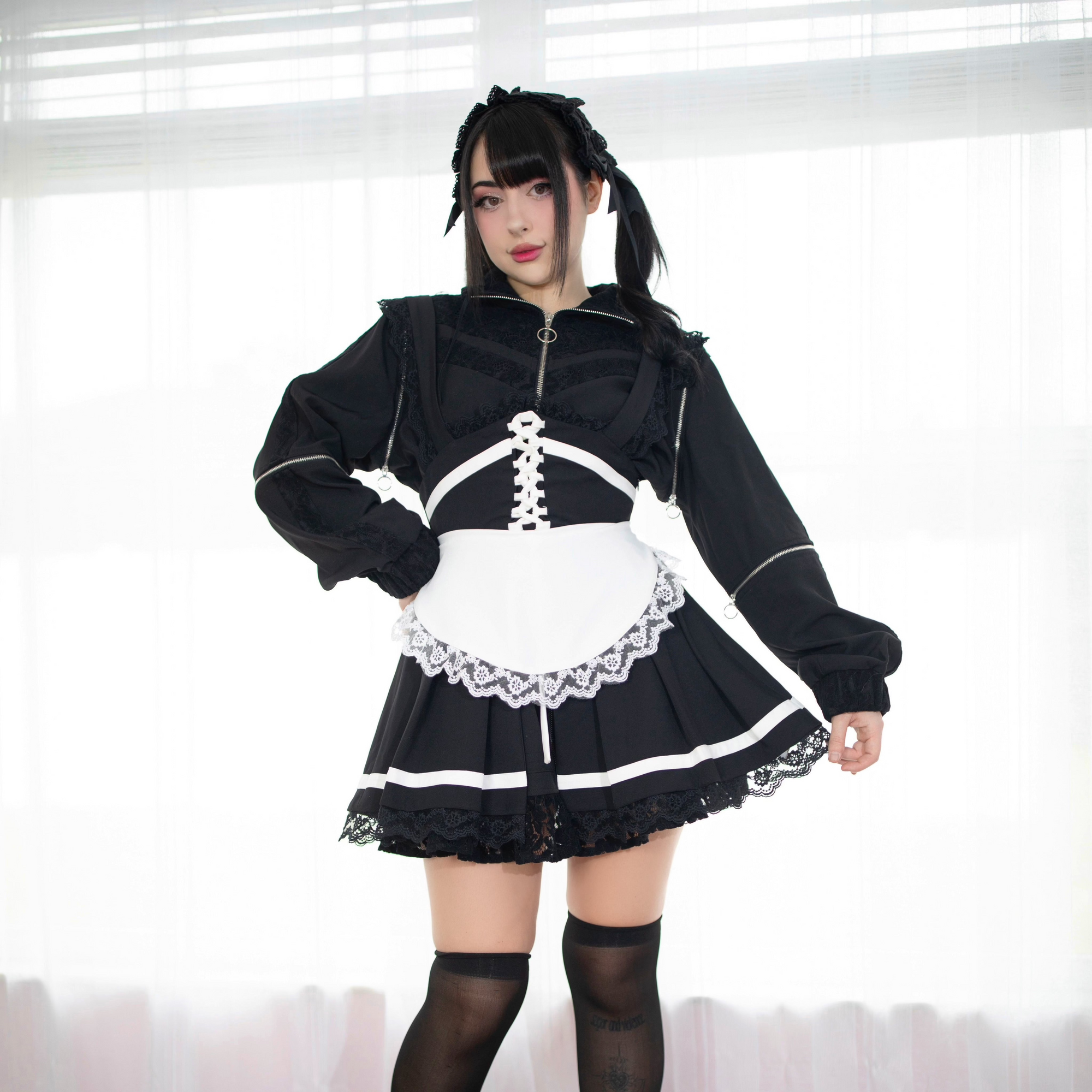 (Pre-Order) Lacebound Maid Overlay Skirt + Apron