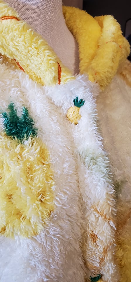 (Interest Check) Soft & Cozy Pineapple Robe - Mochipan