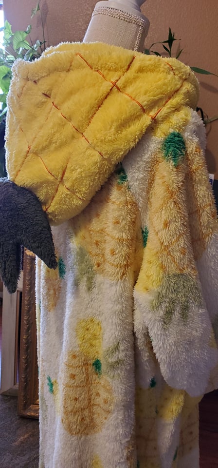 (Interest Check) Soft & Cozy Pineapple Robe - Mochipan