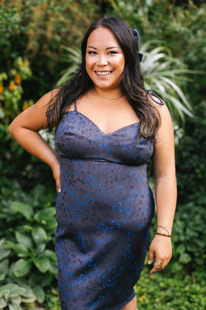 (Pre-Order) Cottage Bodycon Dress (Navy) - Mochipan