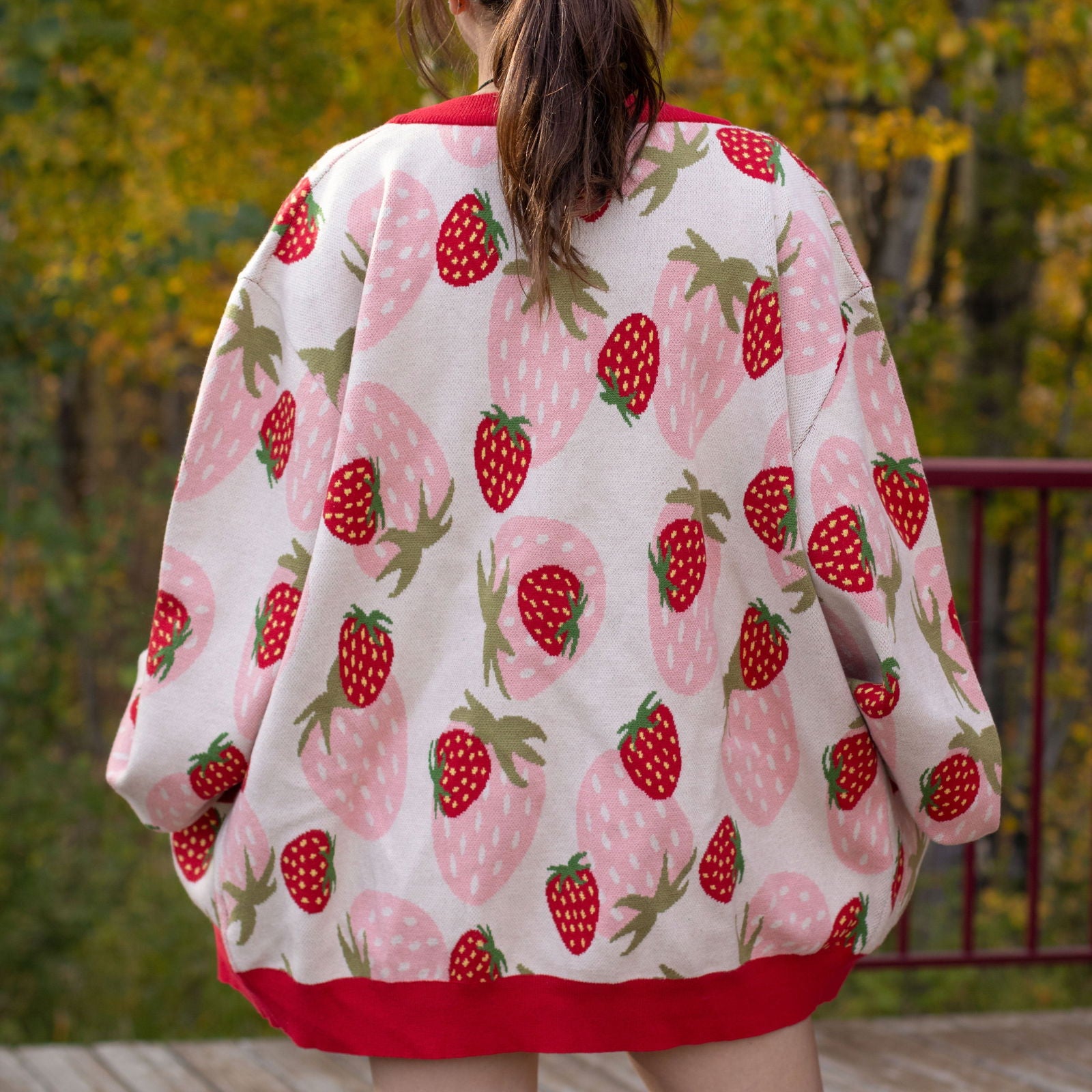 Strawberry Cardigan - Mochipan