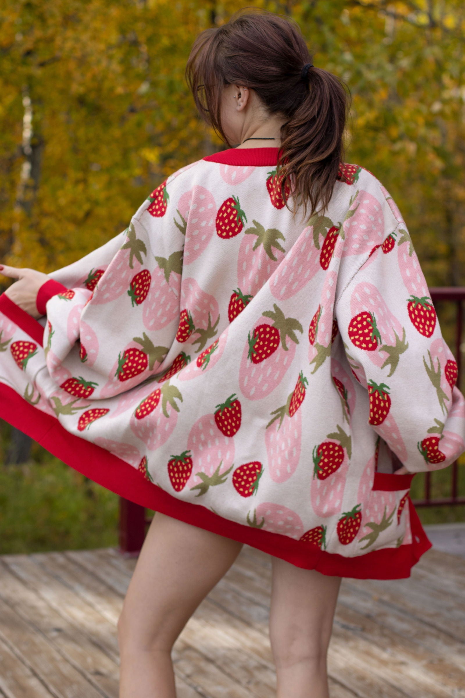 Strawberry Cardigan - Mochipan