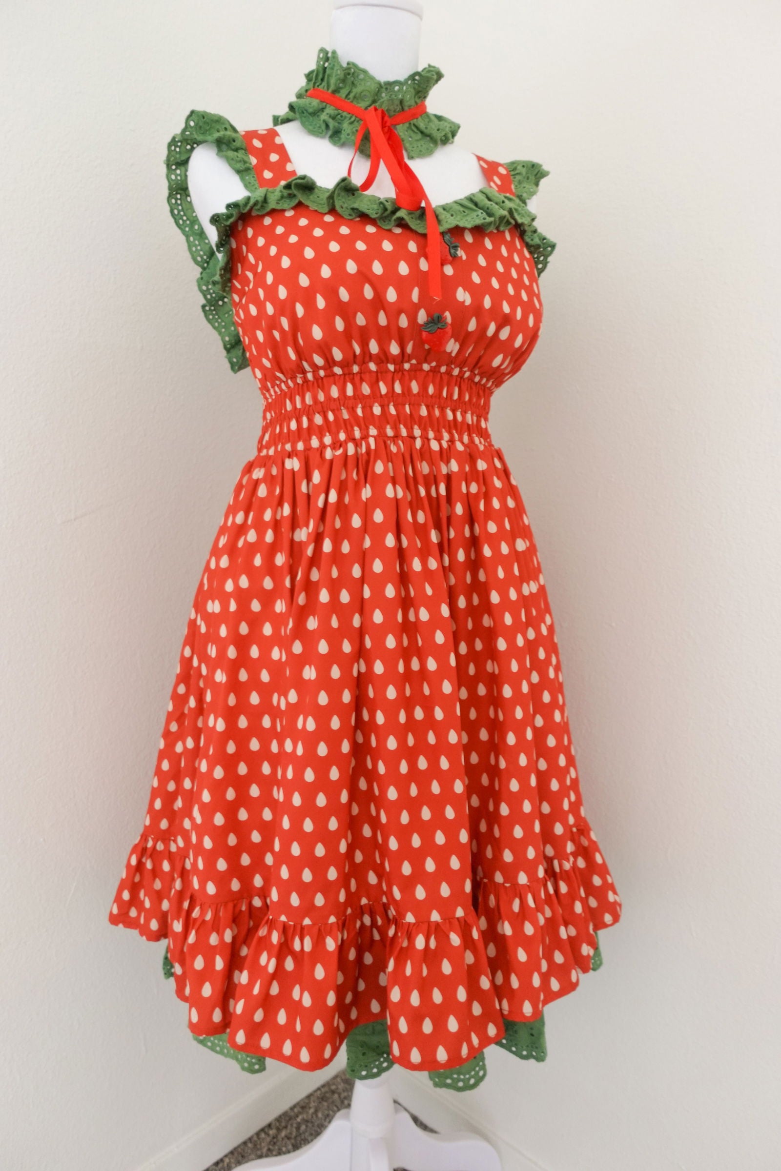 Strawberry Picnic Dress - Mochipan