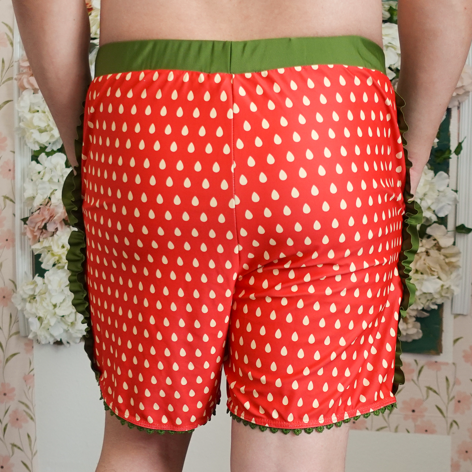 Strawberry Swim Trunks - Mochipan