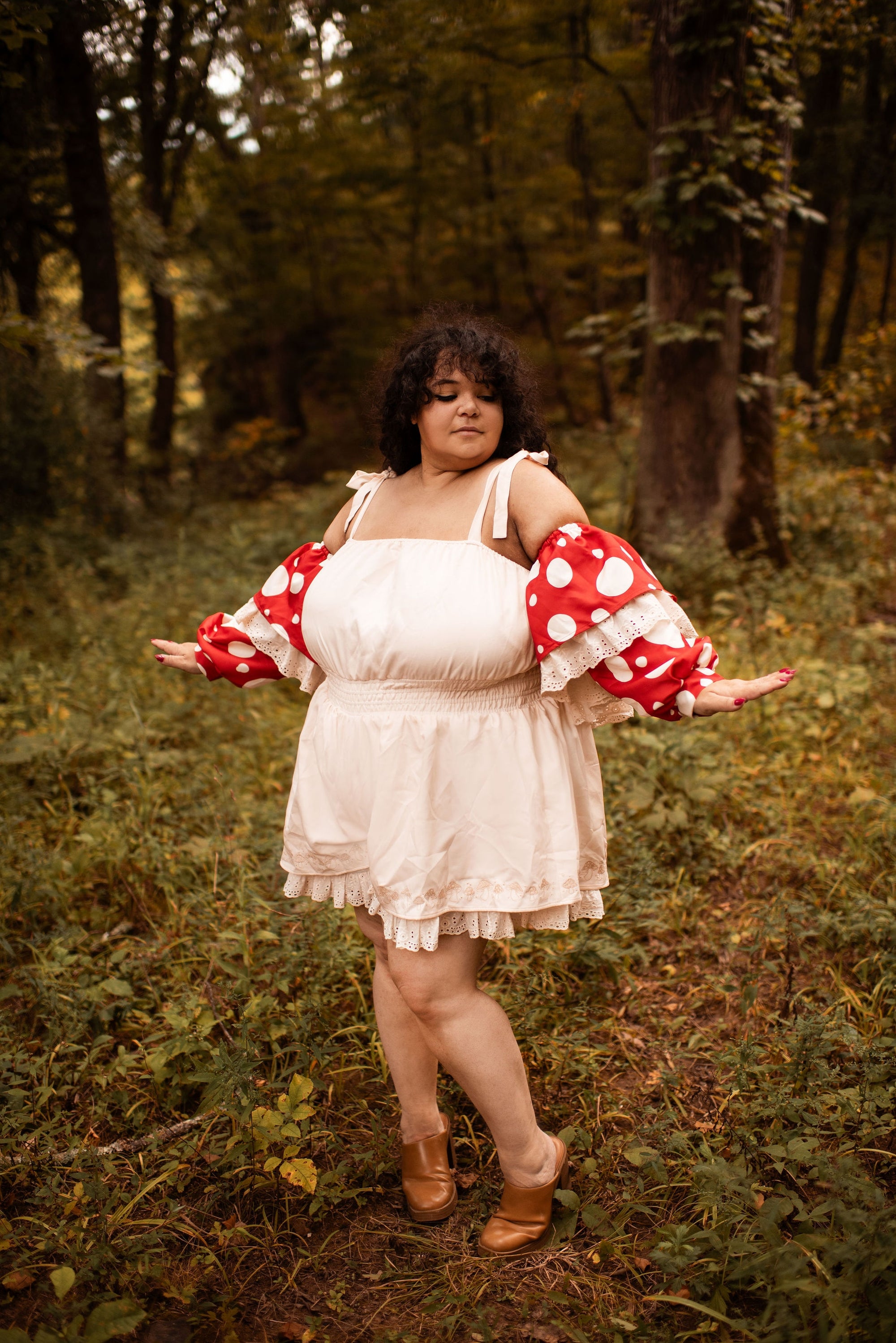 (Pre-Order) Mushroom Romper (Sleeves/Capes)